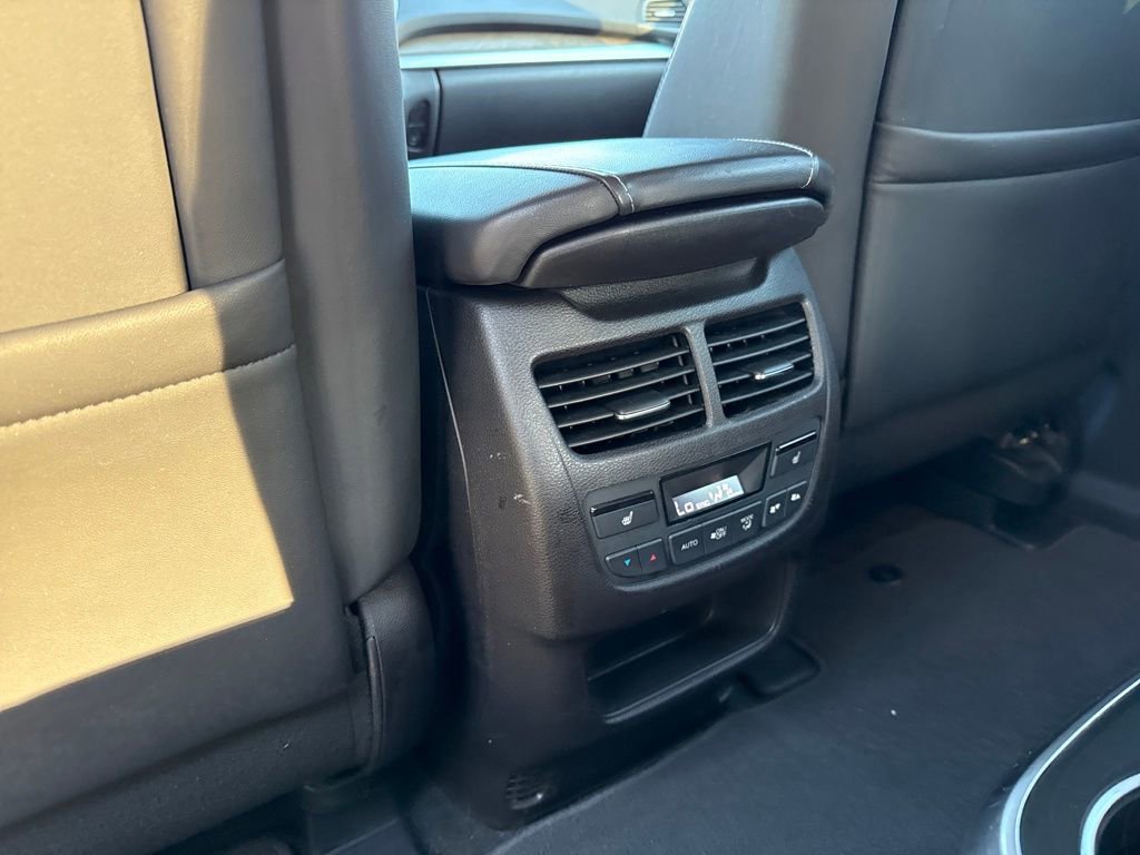 Used 2017 Acura MDX SH-AWD w/ Advance Package image 28