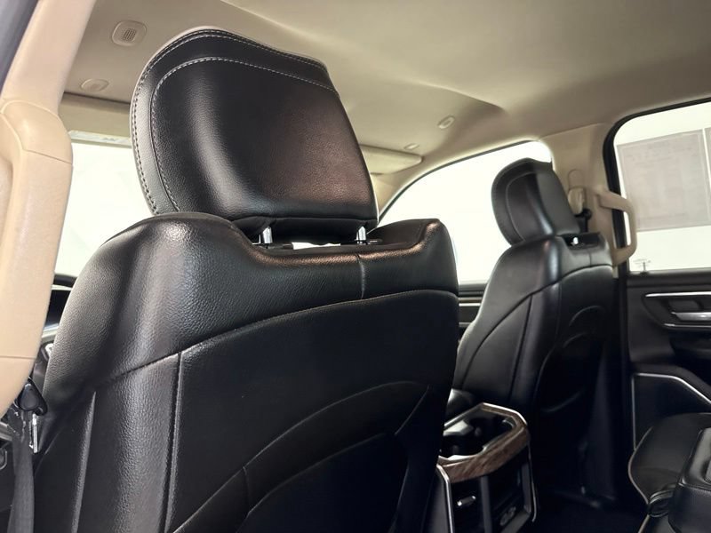 Used 2020 RAM 1500 Laramie RWD image 13