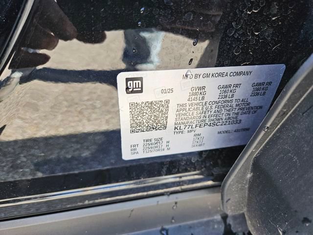 Used 2025 Chevrolet Trax LS image 30