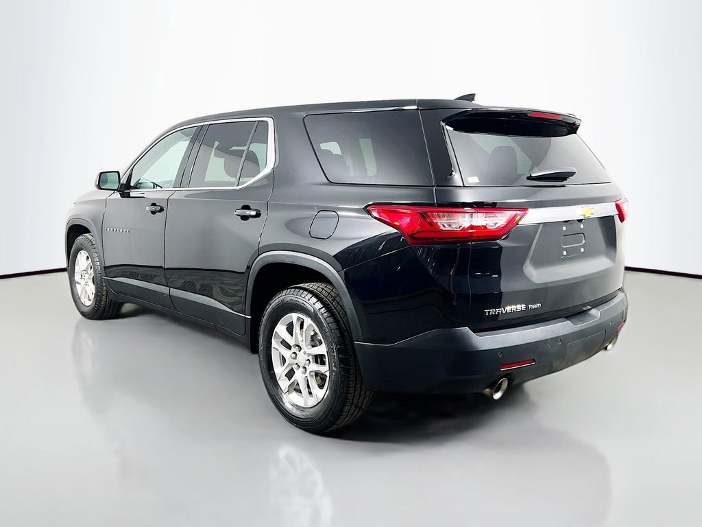 Used 2021 Chevrolet Traverse LS AWD/4WD image 7