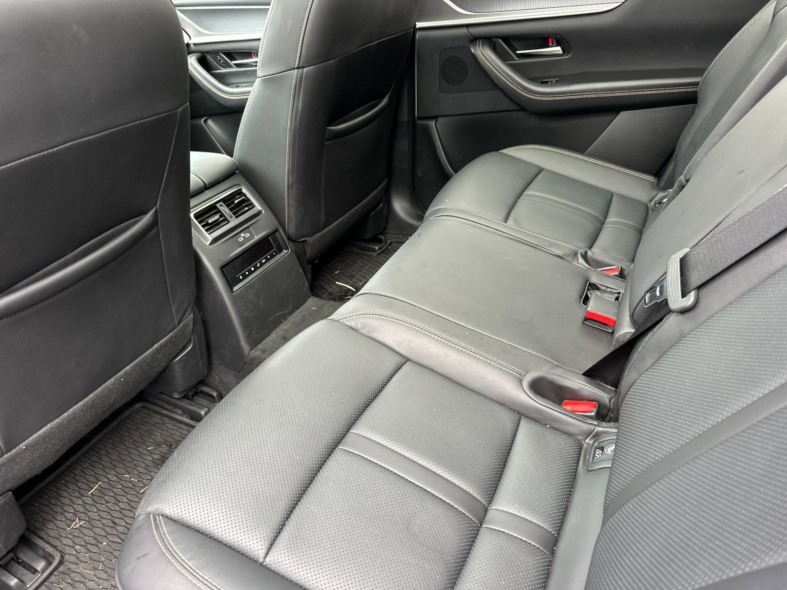 Certified 2025 MAZDA CX-90 Plug-In Hybrid w/Premium Sport image 11