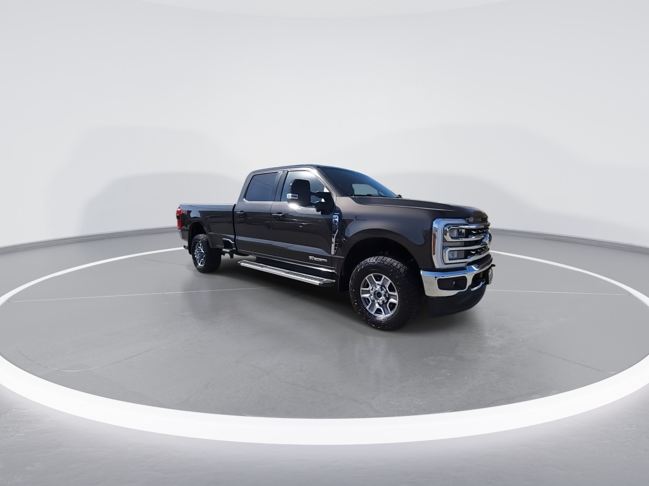 Used 2024 Ford F350 Lariat AWD/4WD image 2