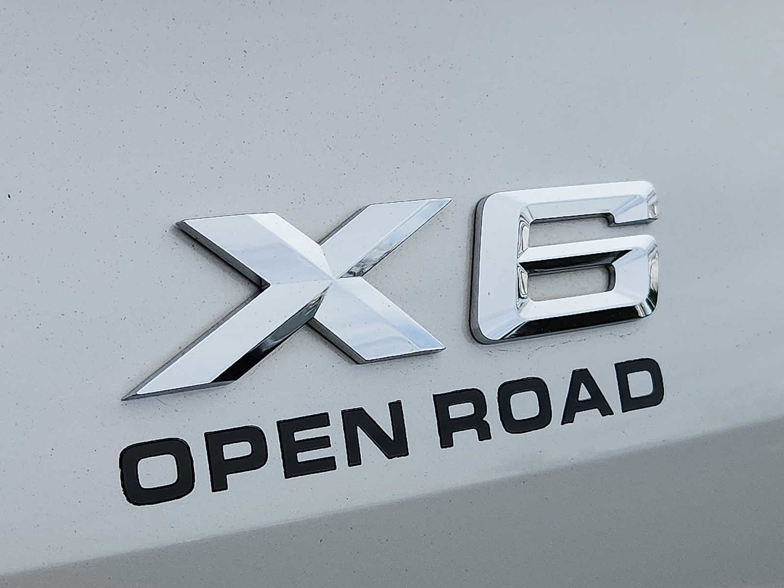 Used 2024 BMW X6 xDrive40i w/ Parking Assistance Package image 29