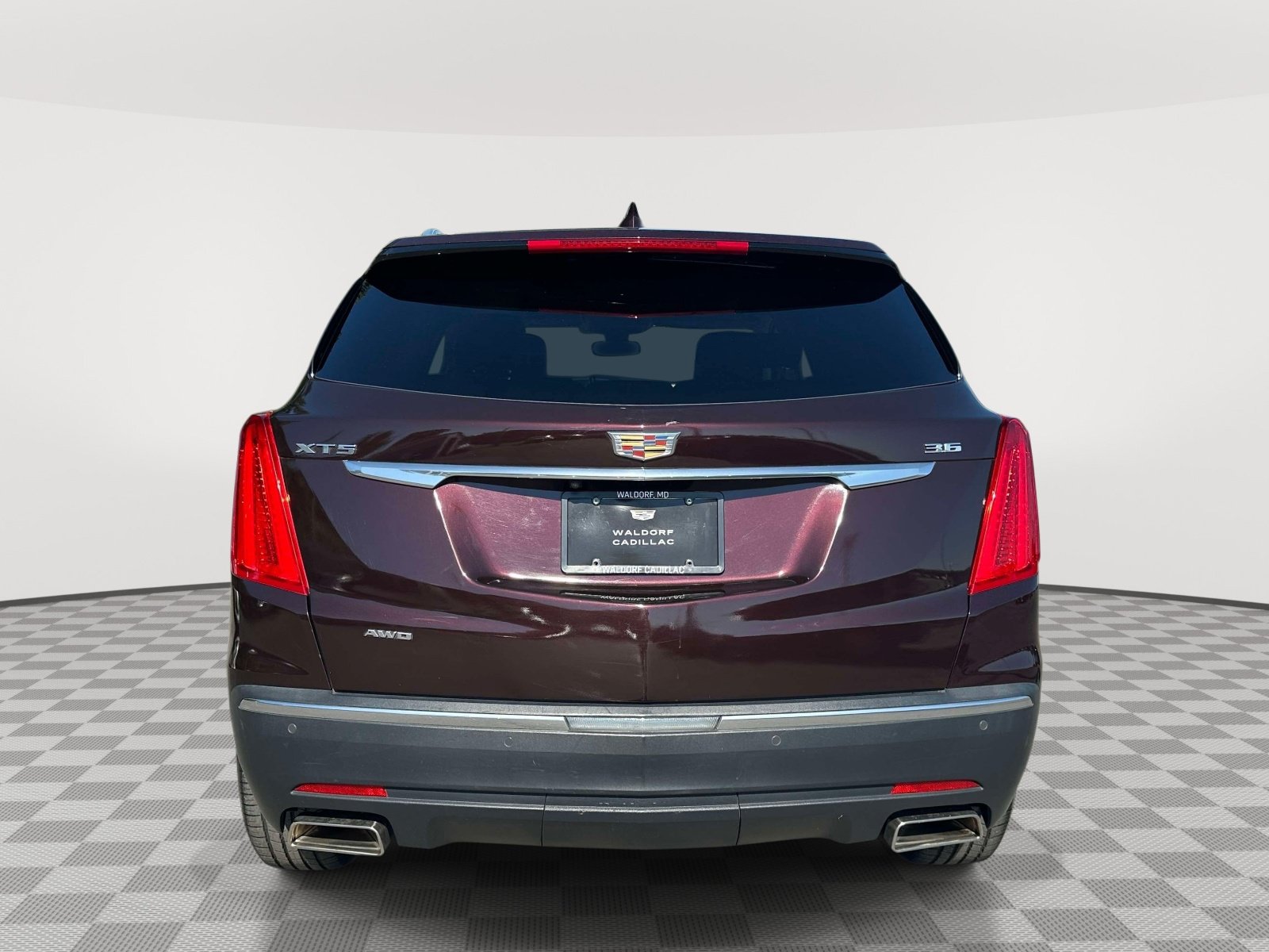 Used 2018 Cadillac XT5 Luxury w/ Driver Awareness Package AWD/4WD image 5