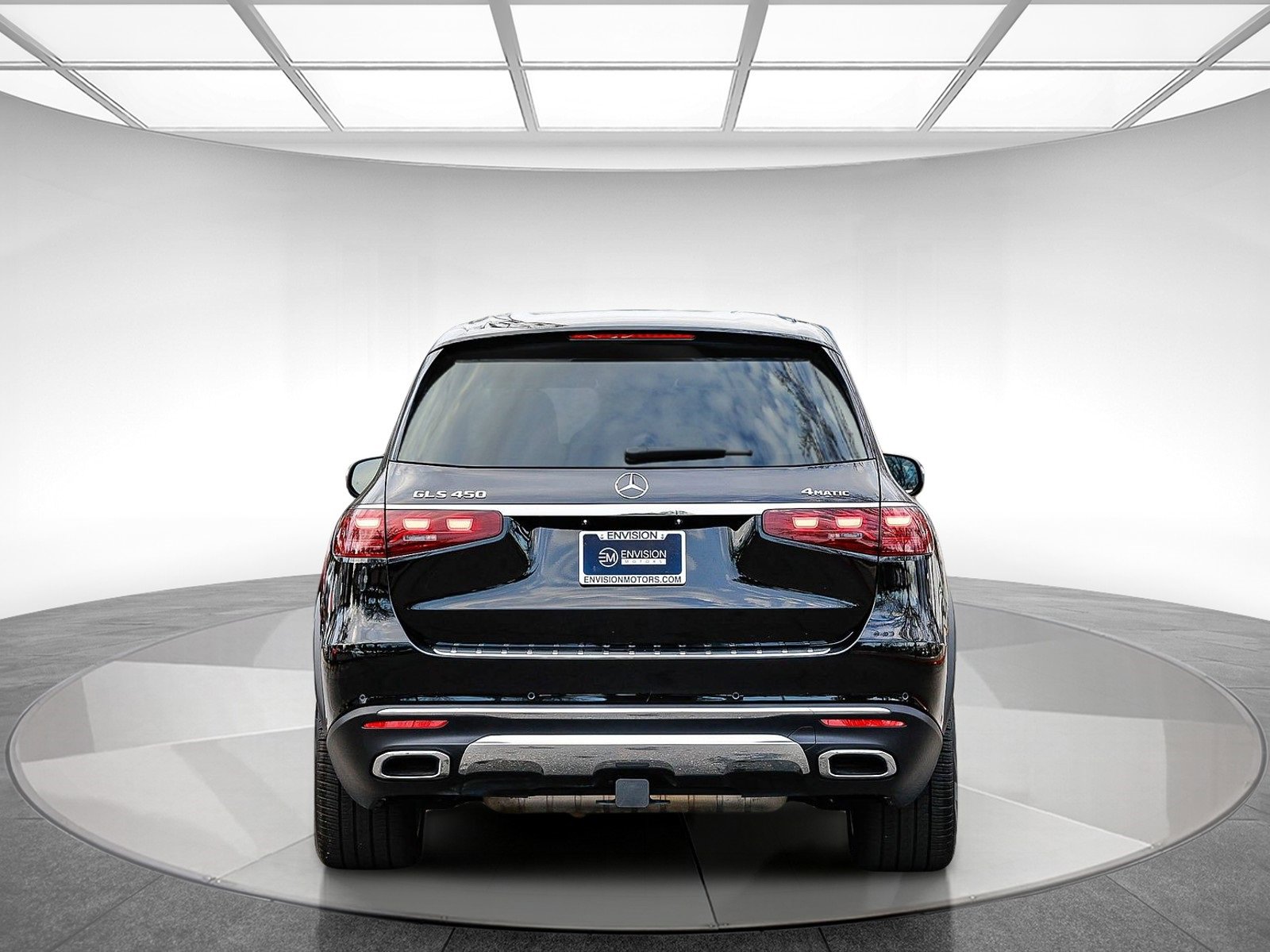 Used 2025 Mercedes-Benz GLS 450 4MATIC image 3