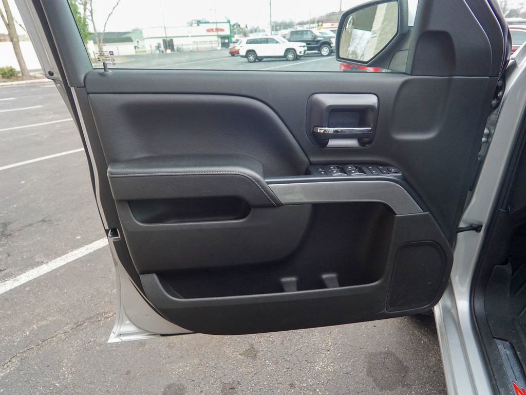 Used 2018 Chevrolet Silverado 1500 LT w/ Texas Edition image 15