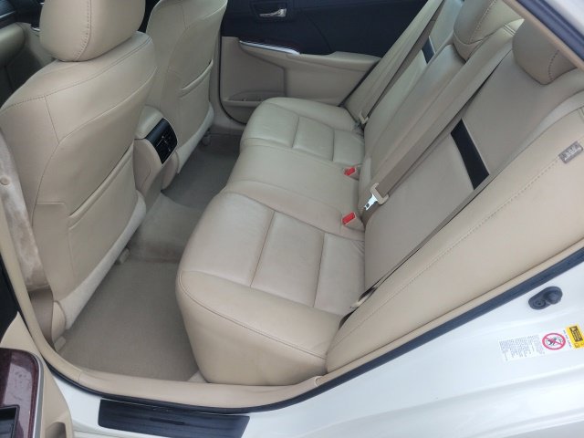 Used 2014 Toyota Camry XLE FWD image 14