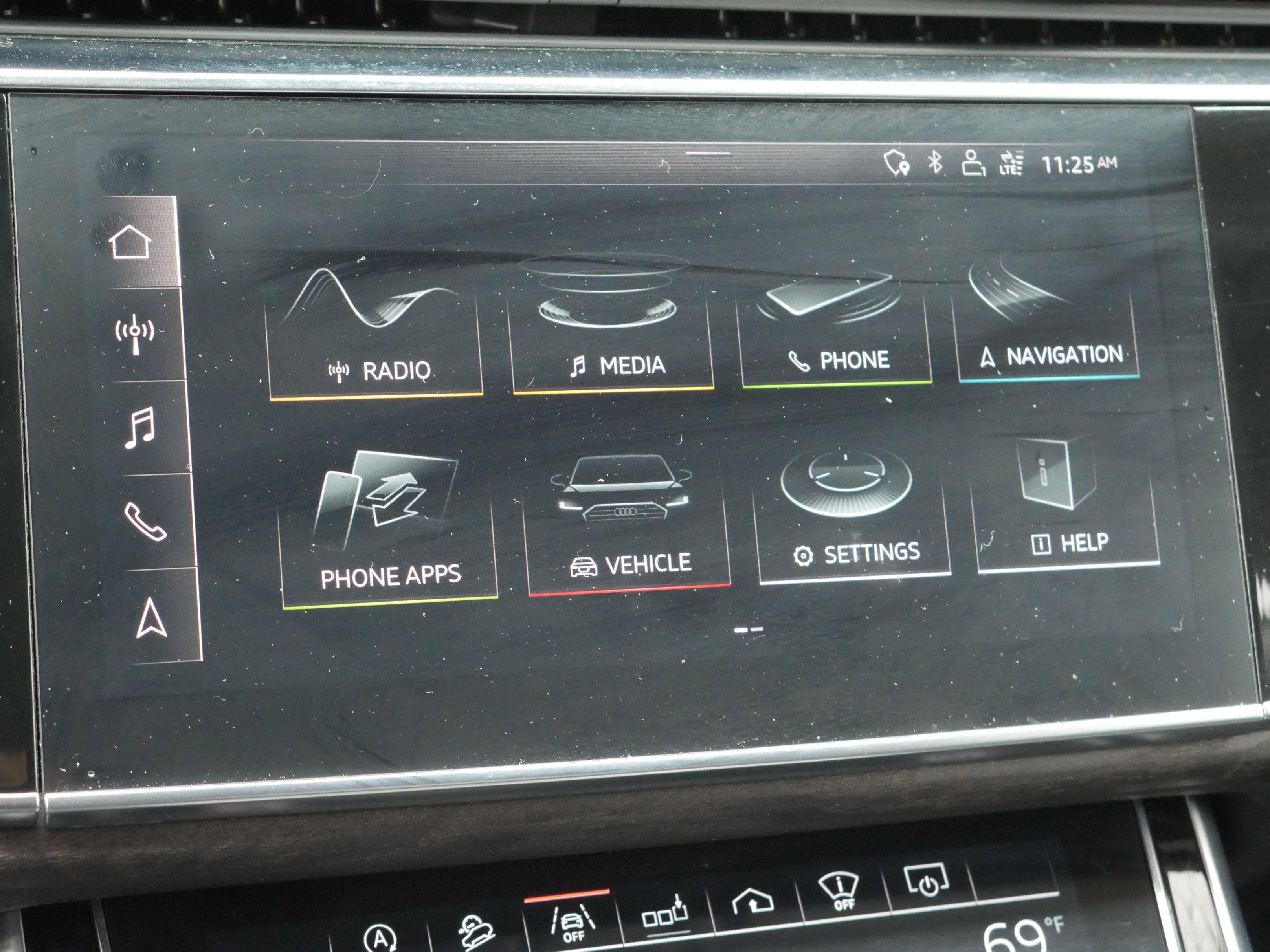 Used 2019 Audi Q8 Prestige image 13