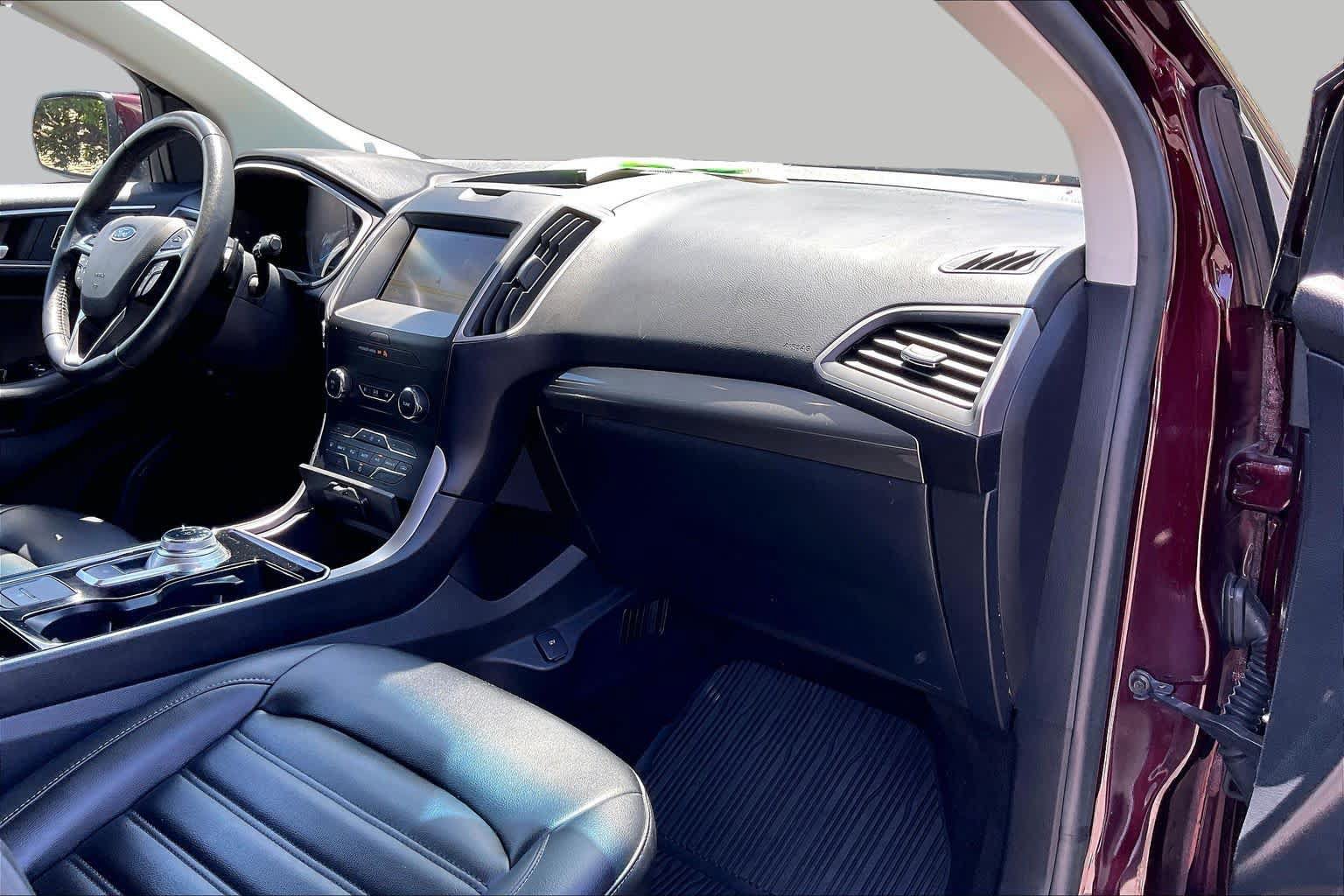 Used 2020 Ford Edge SEL w/ Convenience Package AWD/4WD image 31