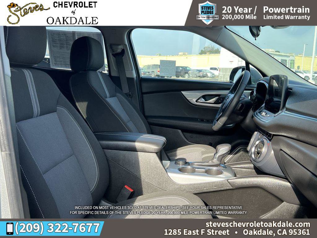 Used 2025 Chevrolet Blazer LT w/ Driver Confidence Package image 30