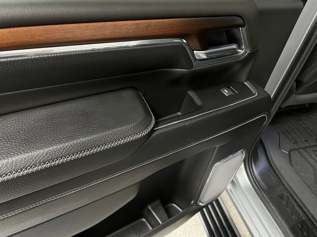 Used 2024 GMC Sierra 2500 Denali w/ Denali Reserve Package image 50