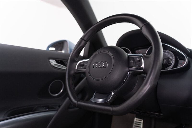 Used 2011 Audi R8 V8 AWD/4WD image 63
