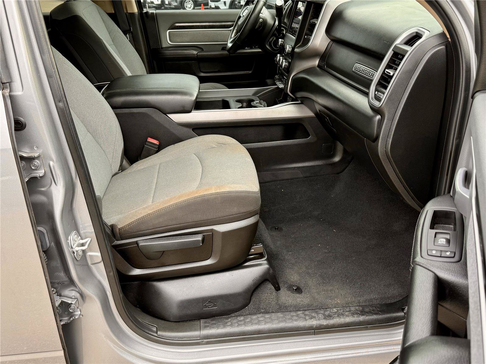 Used 2019 RAM 3500 Big Horn AWD/4WD image 34