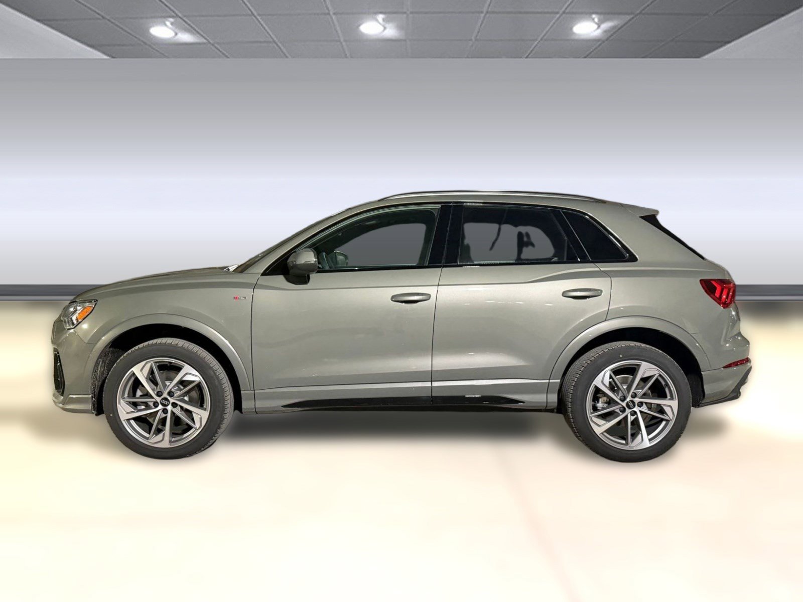 New 2025 Audi Q3 2.0T Premium image 2