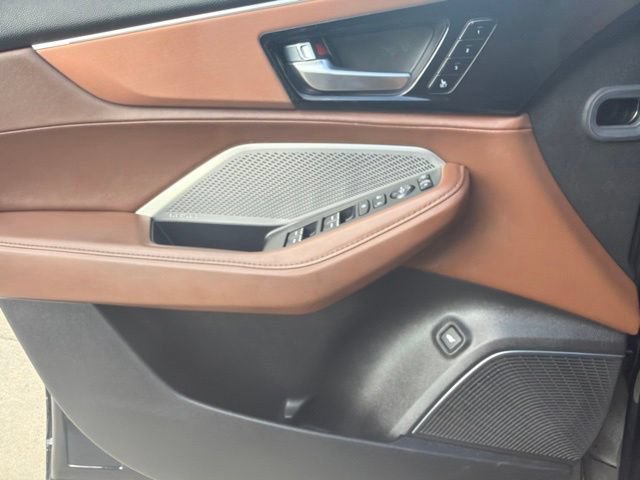 Used 2024 Acura MDX SH-AWD w/ Technology Package image 28