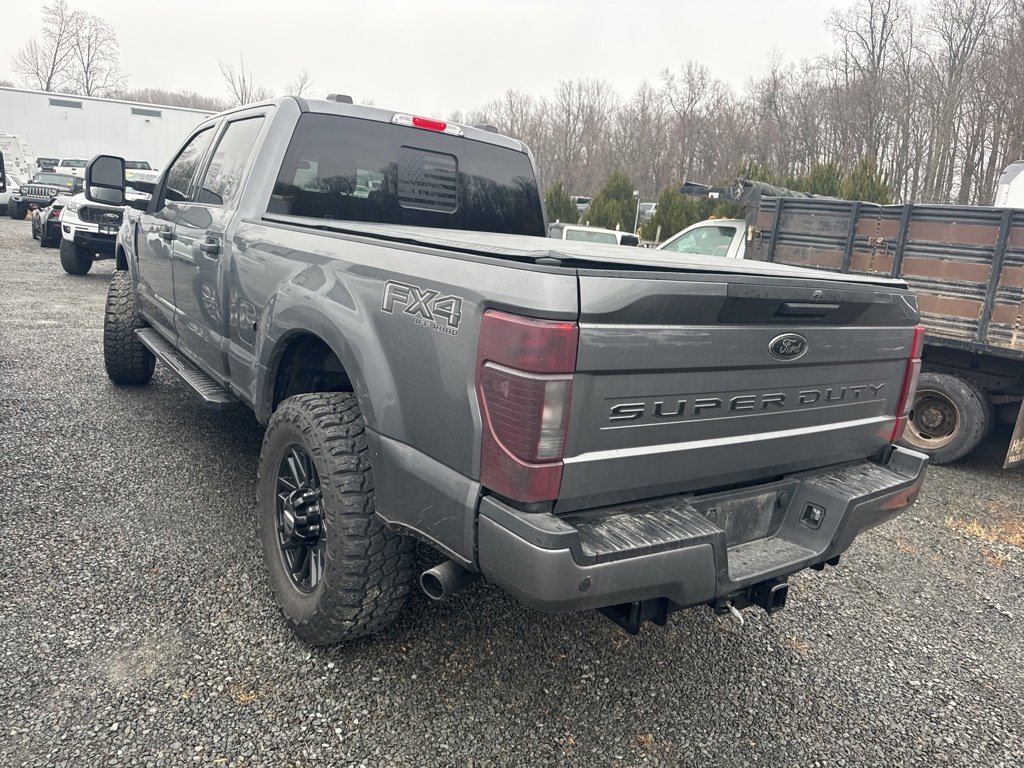 Used 2022 Ford F250 XLT w/ Black Appearance Package image 4