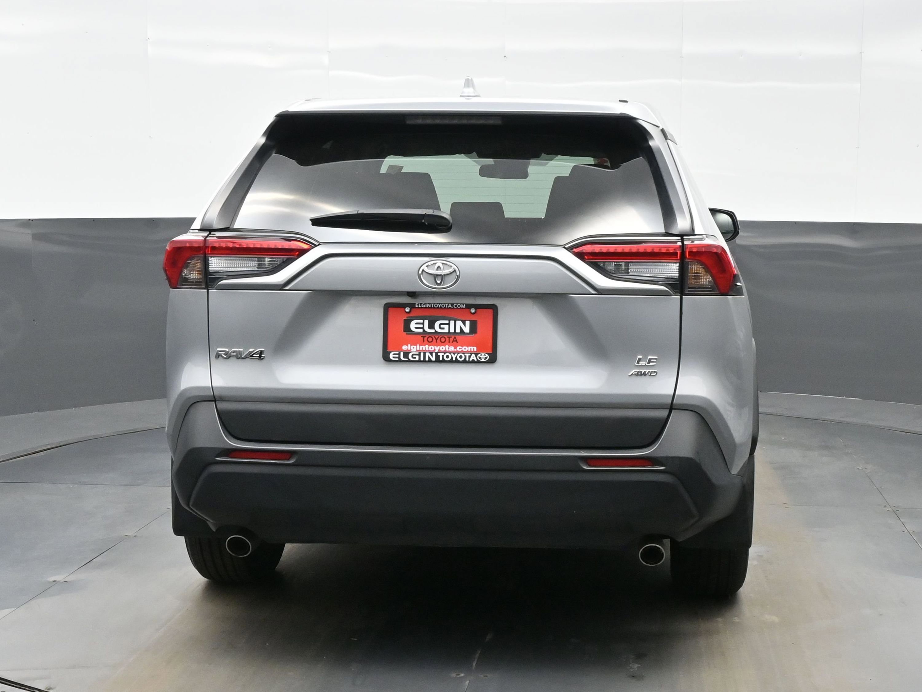 Used 2023 Toyota RAV4 LE image 5