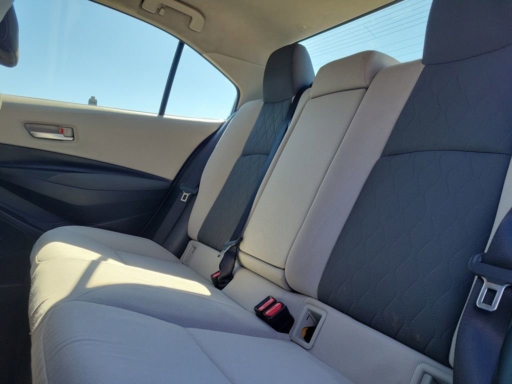 Used 2020 Toyota Corolla LE image 27