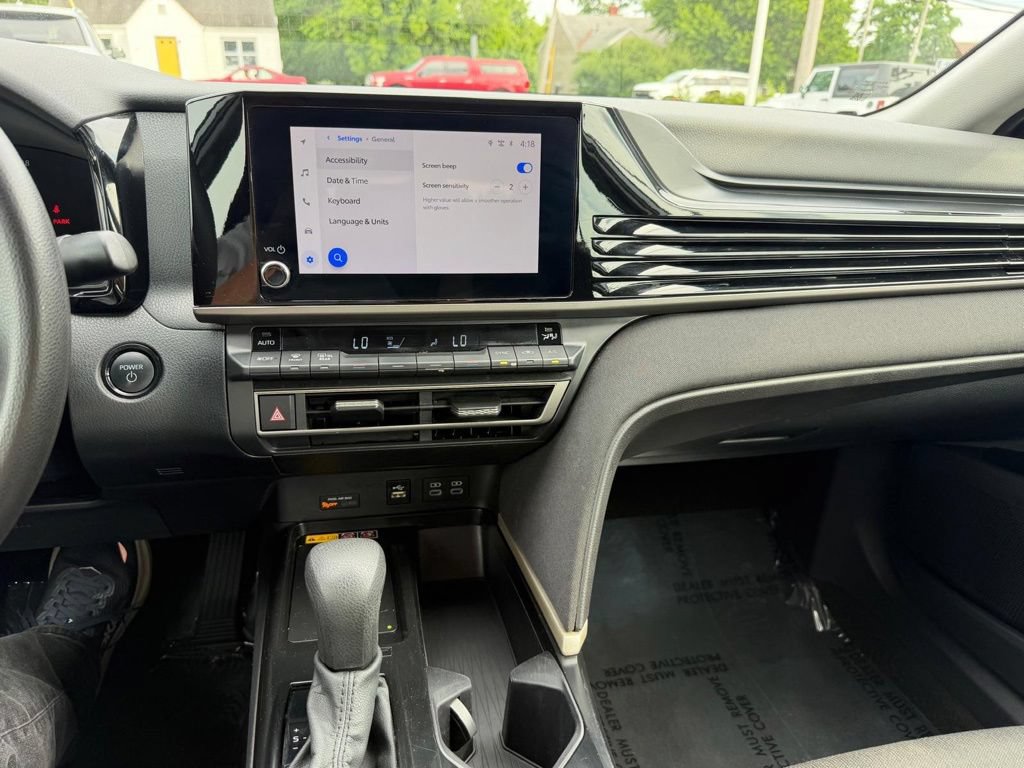 Used 2025 Toyota Camry LE FWD image 34
