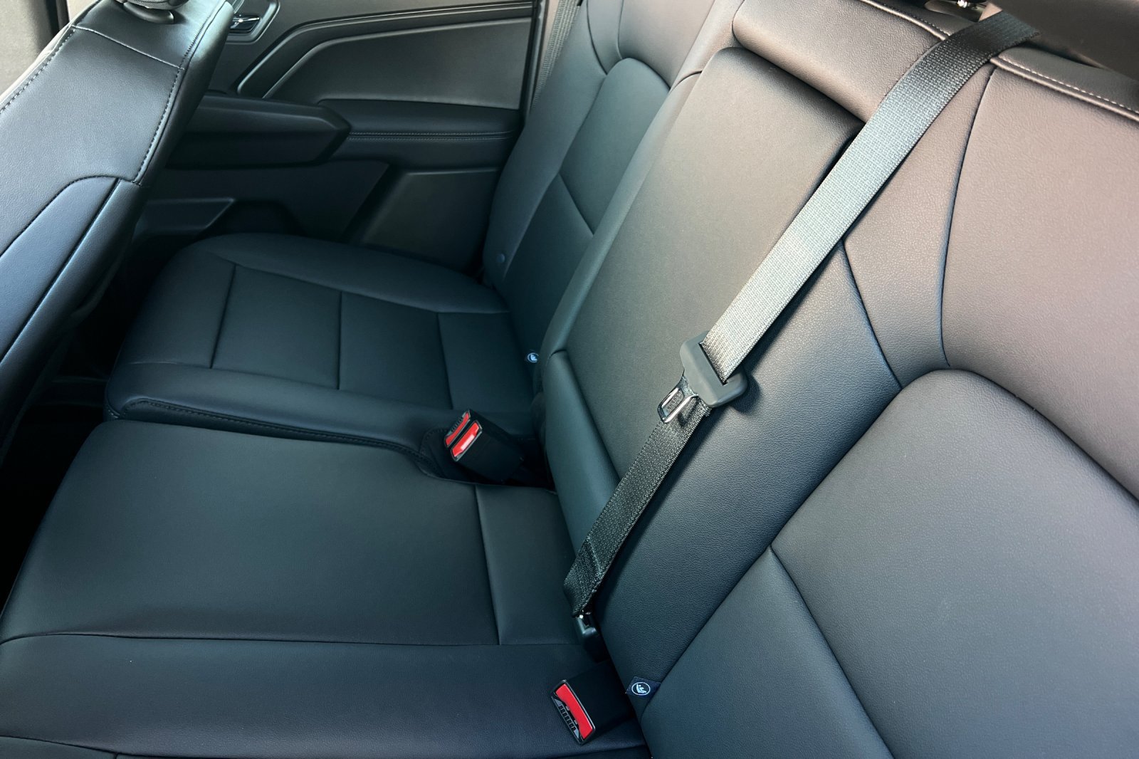 New 2026 GMC Canyon Elevation w/ Convenience Package RWD image 11