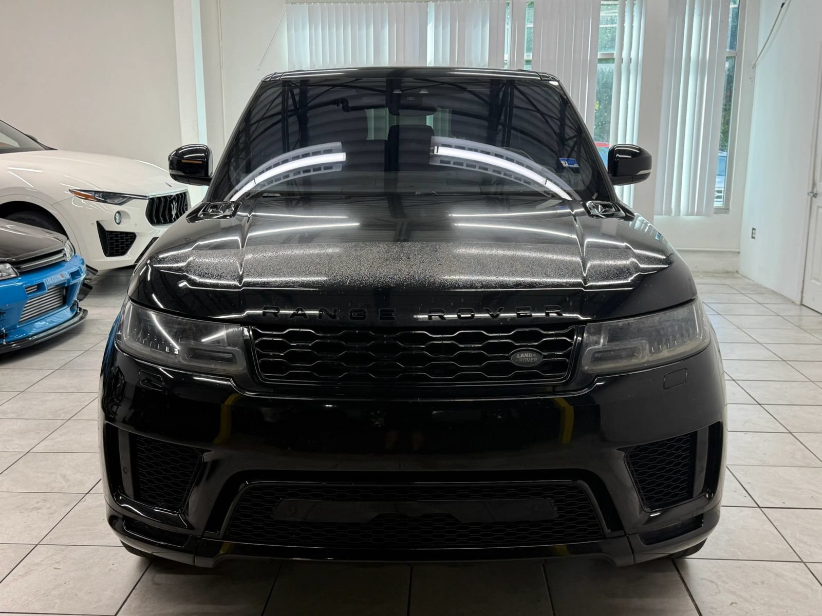 Used 2018 Land Rover Range Rover Sport HSE Dynamic AWD/4WD image 2