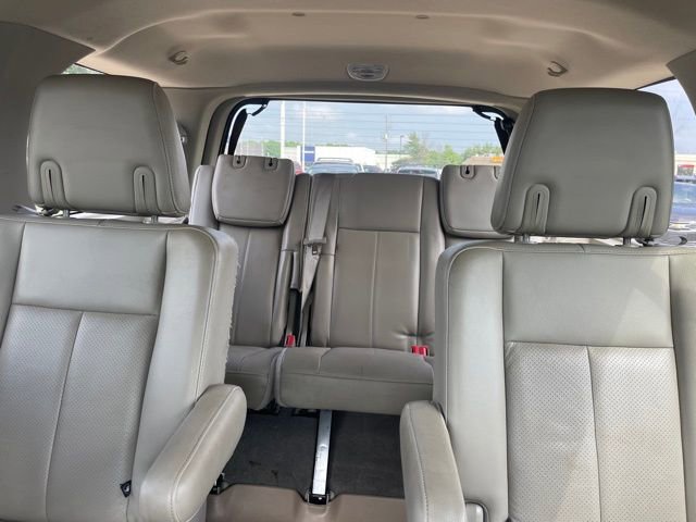 Used 2013 Ford Expedition Limited RWD image 4