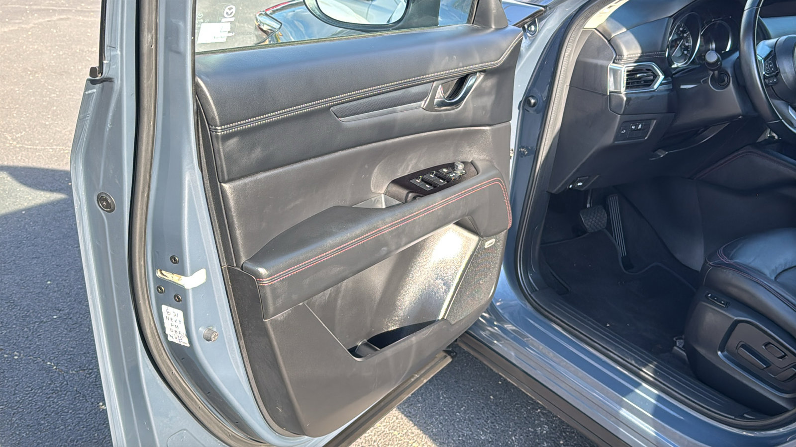 Certified 2024 MAZDA CX-5 Carbon Edition image 10