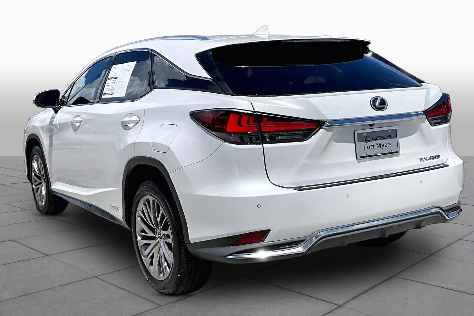 Used 2022 Lexus RX 450h AWD w/ Luxury Package image 12
