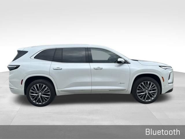 Used 2025 Buick Enclave Avenir w/ Super Cruise Package FWD image 6