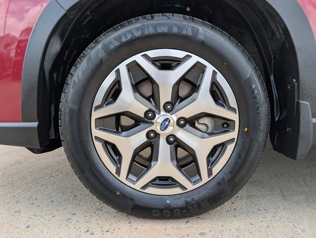 Used 2023 Subaru Forester Premium image 11