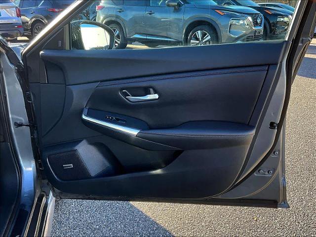 Certified 2021 Nissan Sentra SR w/ SR Premium Package image 12