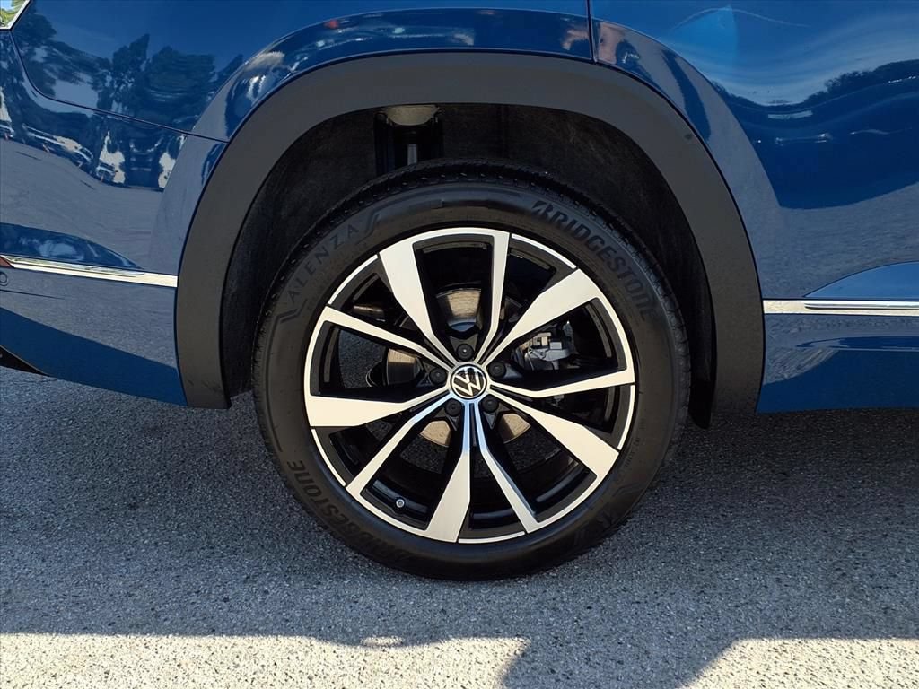 New 2026 Volkswagen Atlas SEL Premium R-Line AWD/4WD image 4