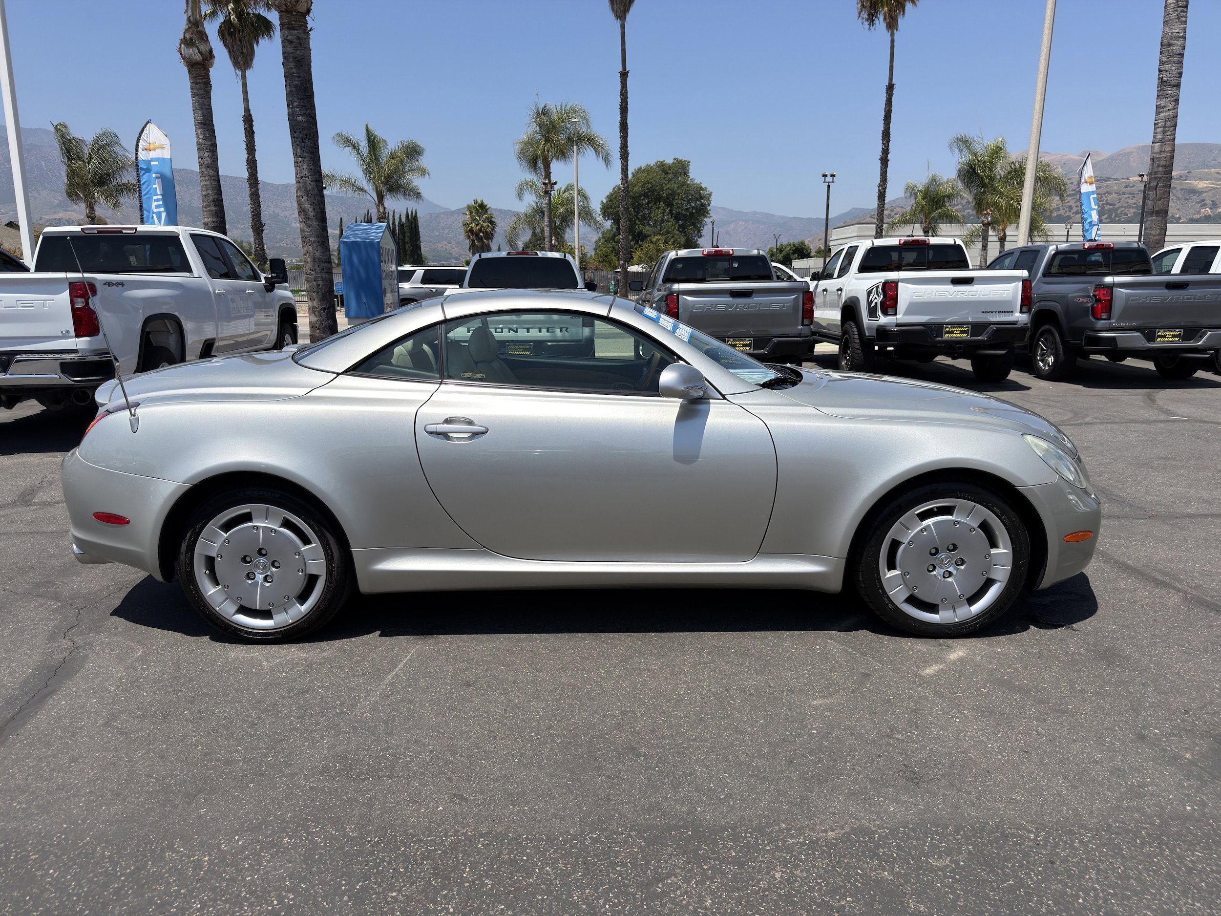 Used 2003 Lexus SC 430 Convertible RWD image 9