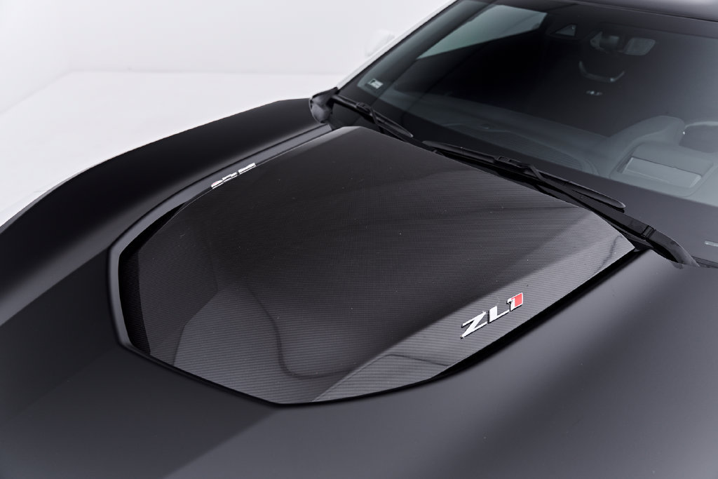Used 2021 Chevrolet Camaro ZL1 RWD image 23