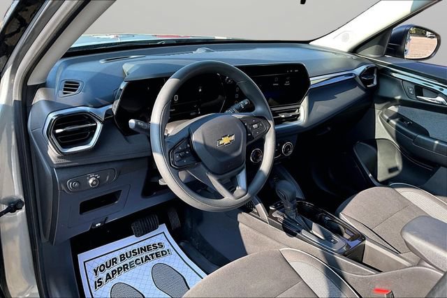 Used 2024 Chevrolet TrailBlazer LS w/ LS Convenience Package AWD/4WD image 14