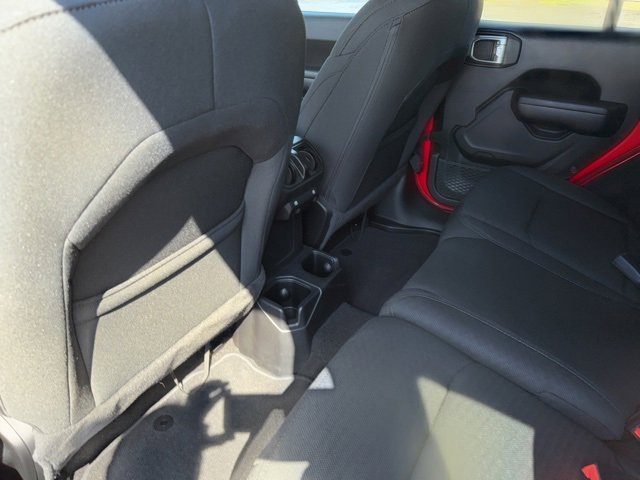 Used 2021 Jeep Wrangler Unlimited Sport image 17