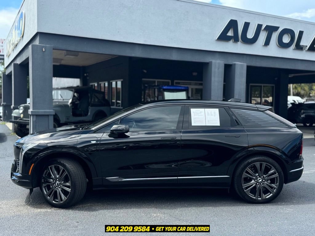 Used 2025 Cadillac Optiq Sport 2 AWD/4WD image 6