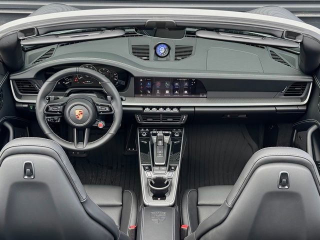 New 2026 Porsche 911 Carrera 4S image 17