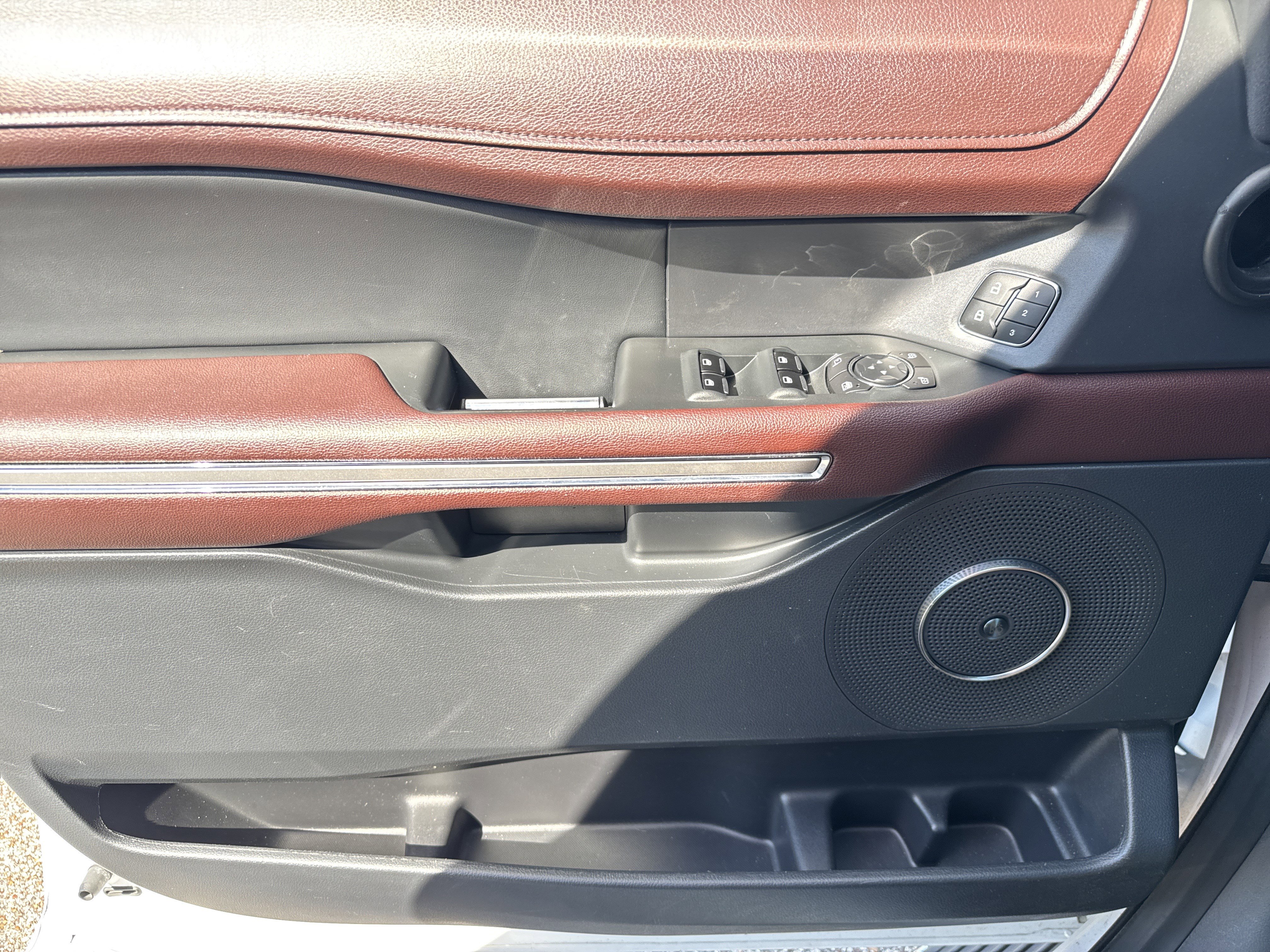 Certified 2023 Ford Expedition Limited image 15