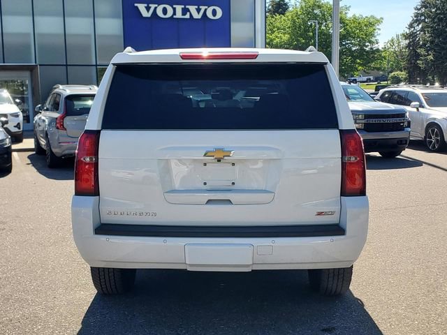 Used 2020 Chevrolet Suburban LT w/ Luxury Package AWD/4WD image 5