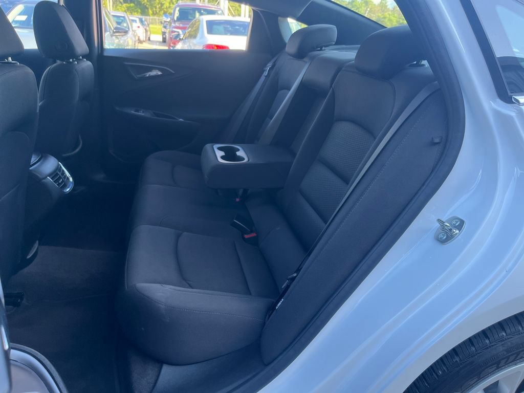 Used 2025 Chevrolet Malibu LT FWD image 22