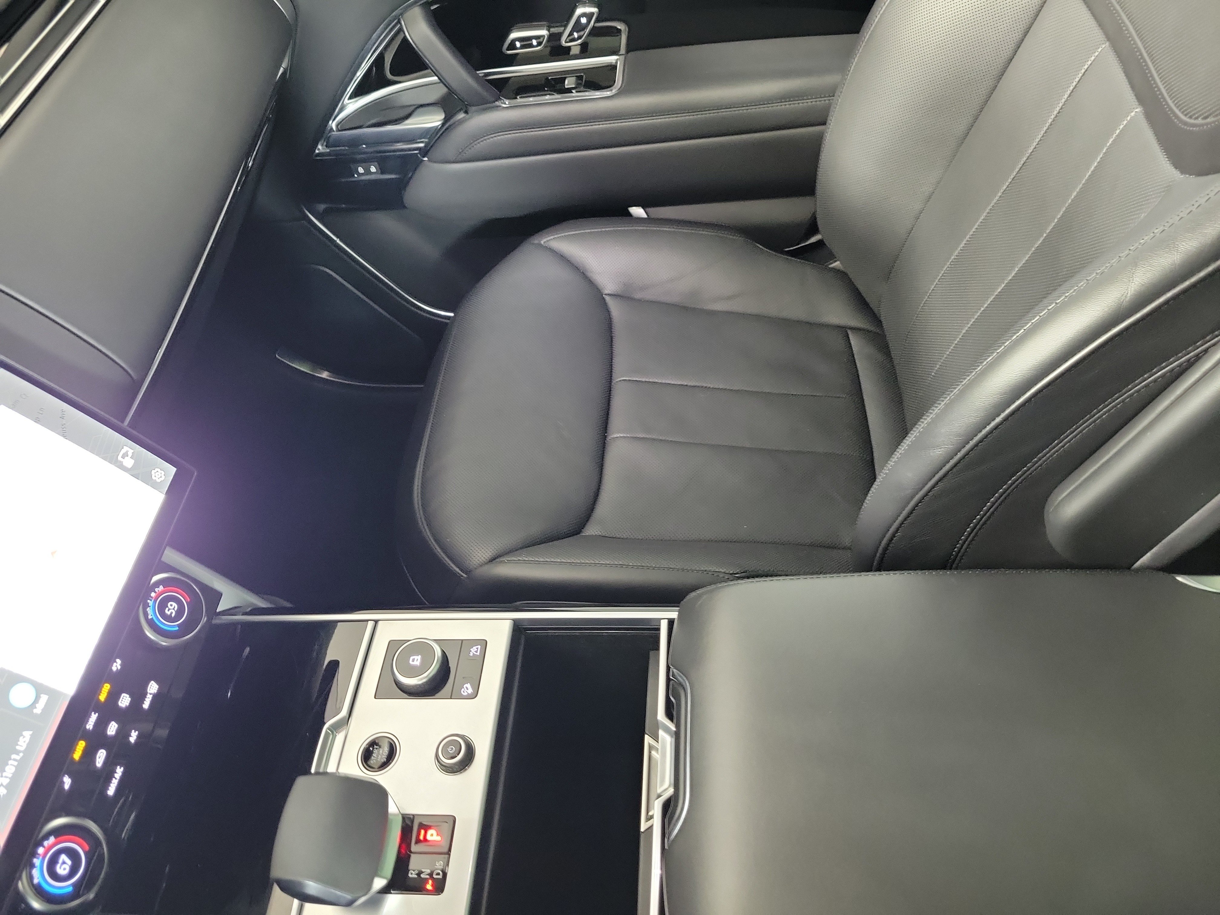 Used 2023 Land Rover Range Rover SE AWD/4WD image 23