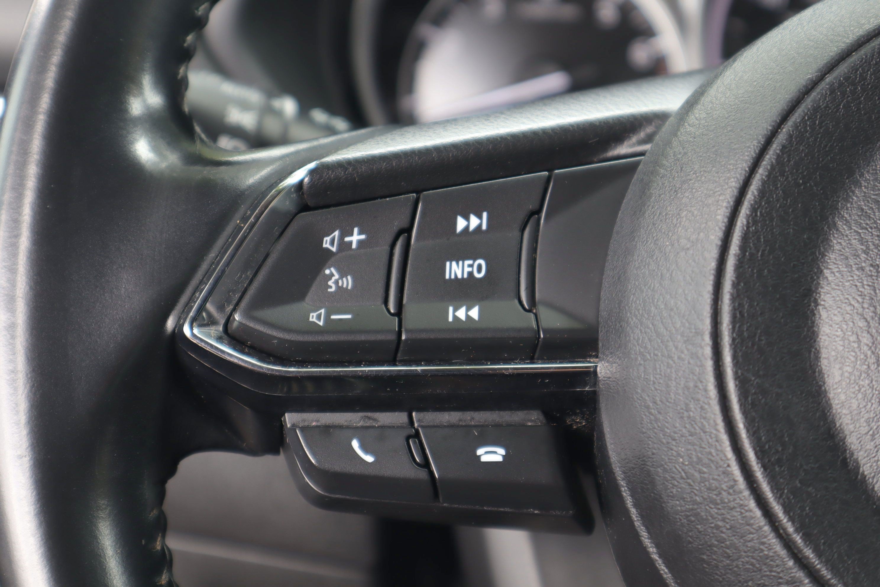 Used 2020 MAZDA CX-5 Sport FWD image 15