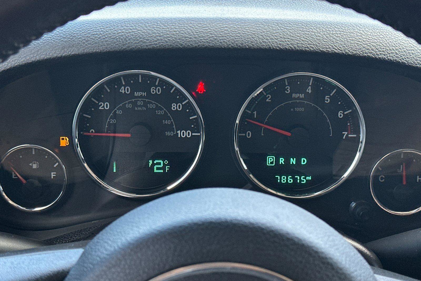 Used 2015 Jeep Wrangler Unlimited Sport w/ Connectivity Group image 26
