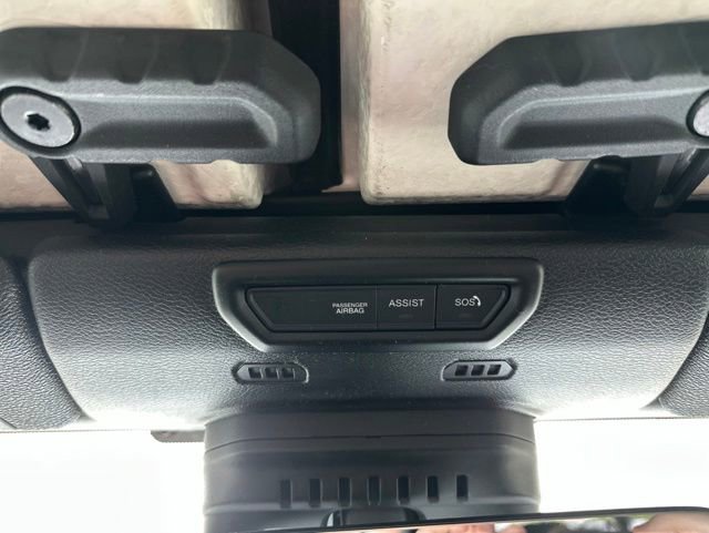 Used 2020 Jeep Gladiator Rubicon AWD/4WD image 36