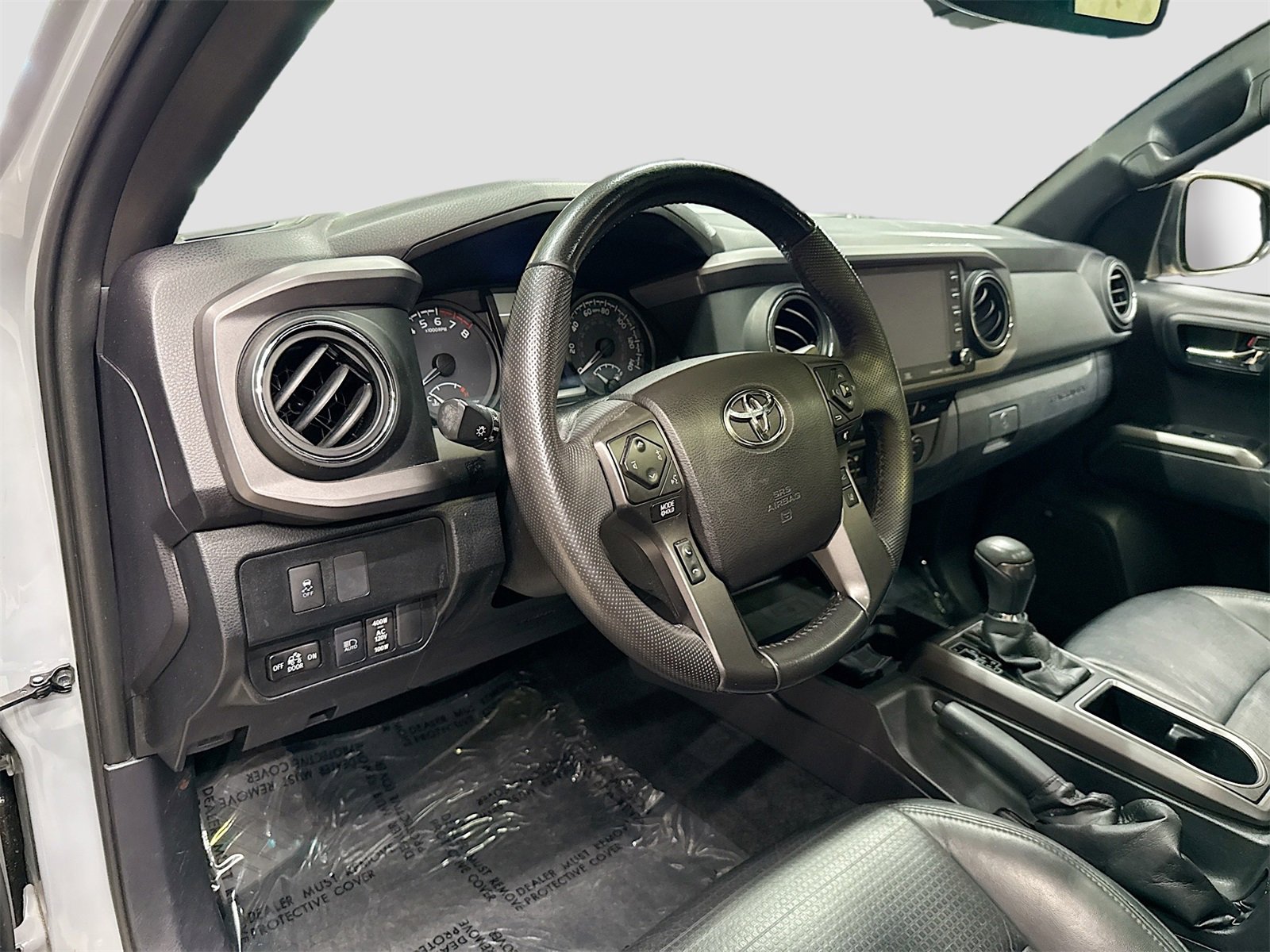 Used 2021 Toyota Tacoma TRD Sport image 9