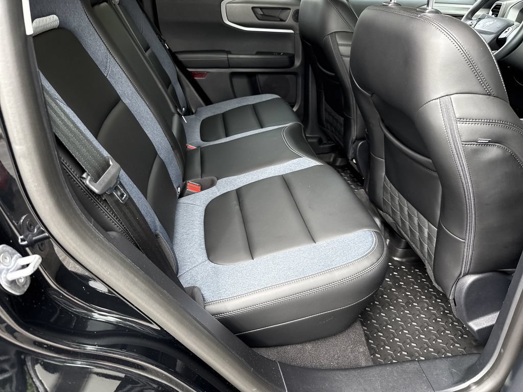 Used 2025 Ford Bronco Sport Outer Banks w/ Outer Banks Tech Package+ AWD/4WD image 15