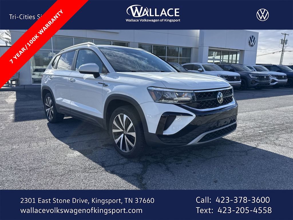 Certified 2022 Volkswagen Taos SE image 1