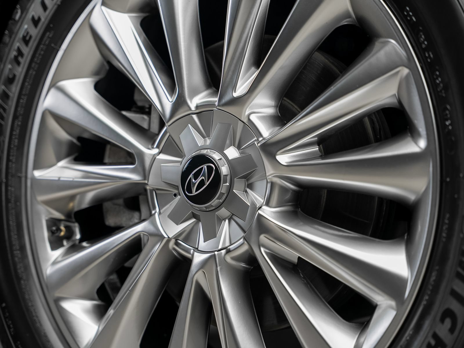 Used 2020 Hyundai Palisade Limited AWD/4WD image 23