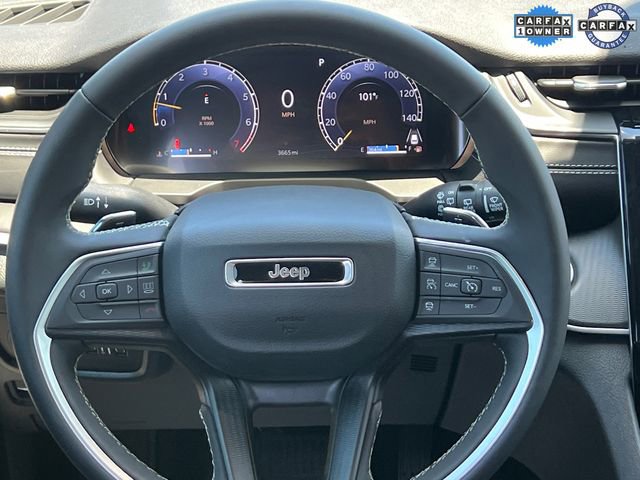 Certified 2025 Jeep Grand Cherokee Laredo X image 15